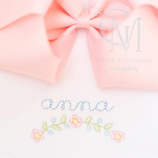 Vintage Daisy Spray Embroidery Design