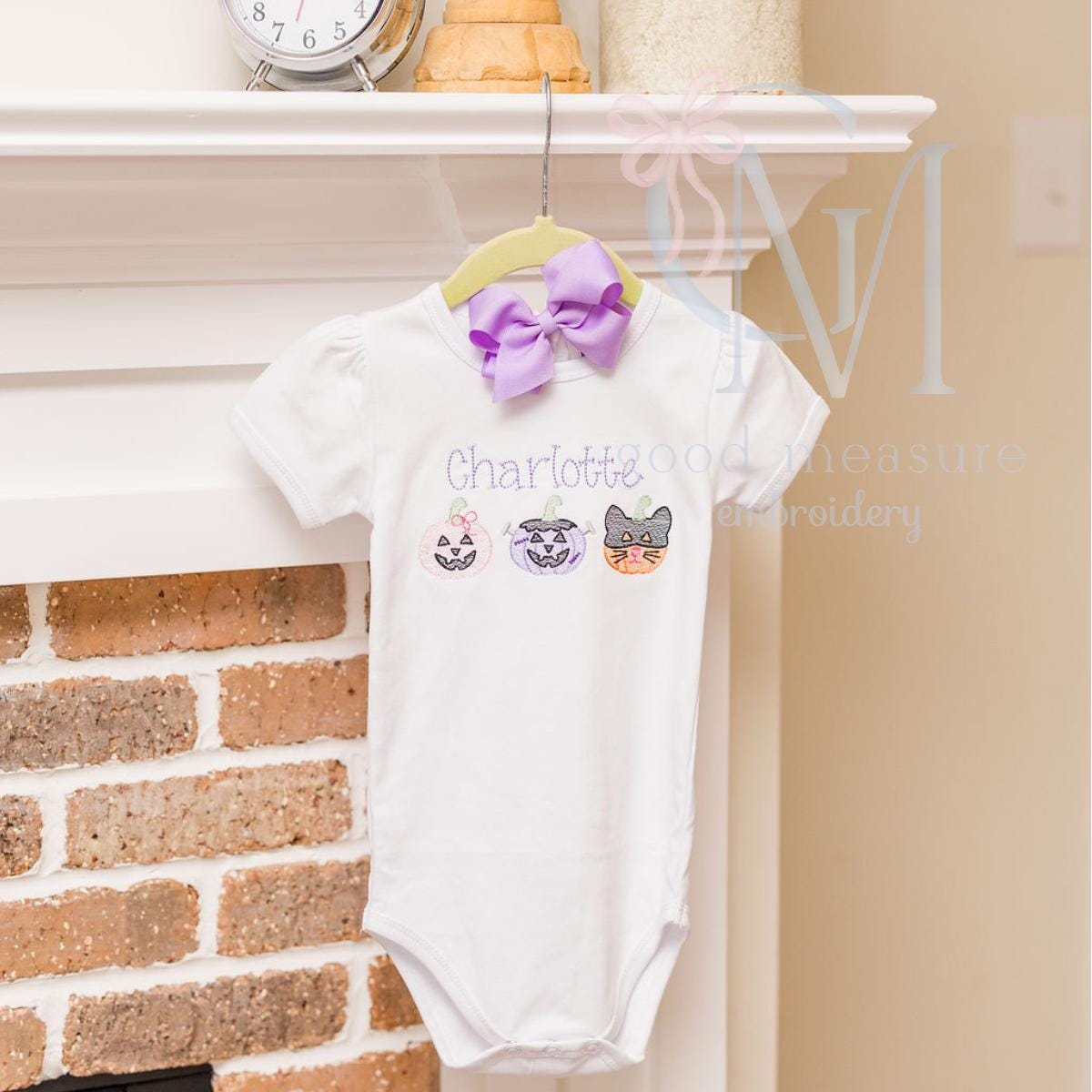 Spooky Halloween Girly Pumpkins in Costume Sketch Embroidery Design
