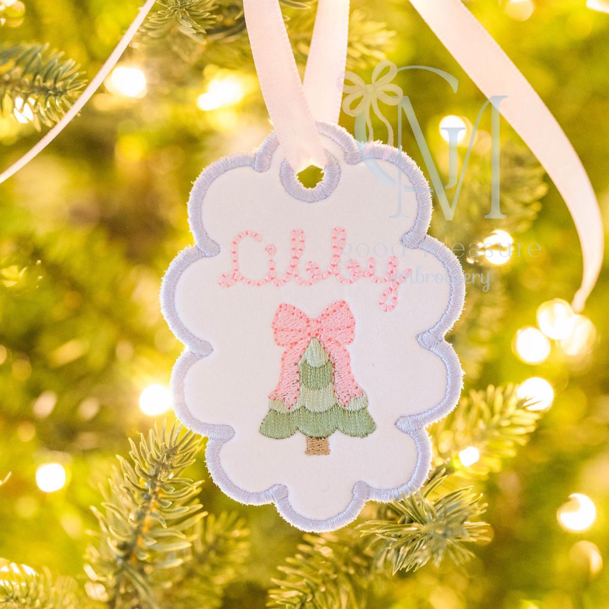 In the Hoop Scallop Oval Ornament Embroidery Design